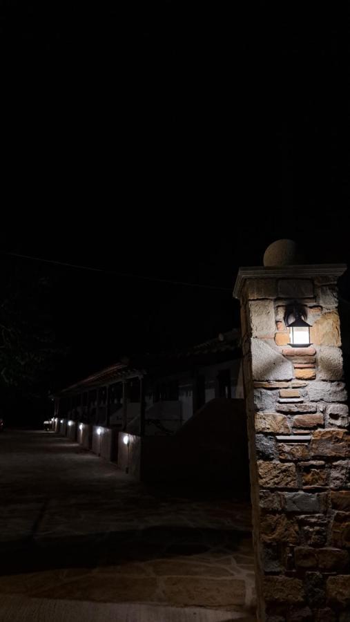 Gregory'S Village Плати Экстерьер фото